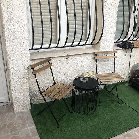Apartamento Studette Independant Avec Terrasse-Climatisation Marsella Exterior foto